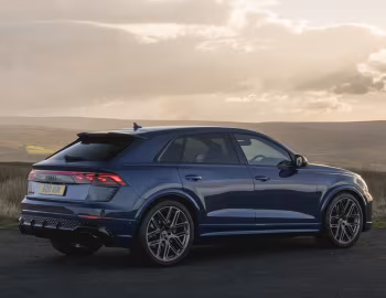 Audi RS Q8 [UK-spec] '2024–н.в.