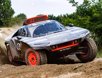 Audi RS Q e-tron '2022–н.в.