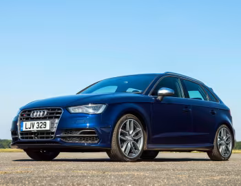 Audi S3 Sportback [UK-spec] (8V) '2013–16