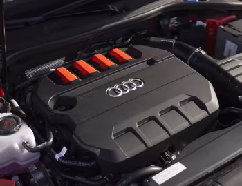 Bajo el capó 2026 Audi S3 Sedan [North America] '2025–pr.