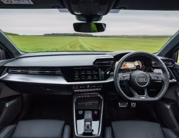Panel frontal Audi S3 Sportback [UK-spec] '2020–24