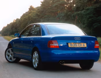 Audi S4 [UK-spec] (B5/8D) '1997–2002