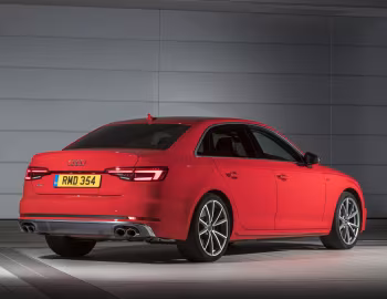 Audi S4 Sedan [UK-spec] (B9) '2017–19