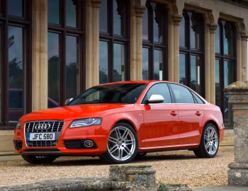Audi S4 Sedan [UK-spec] (B8,8K) '2009–11