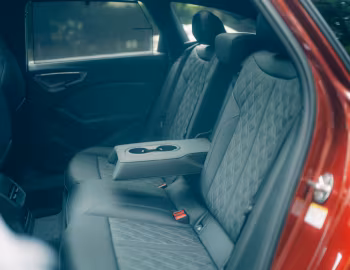 Interior Audi S5 Avant TFSI quattro [Japan] (B10) '2025–pr.