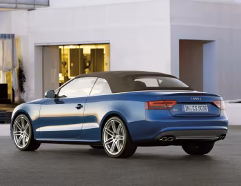 Audi S5 Cabriolet [Worldwide] '2009–11