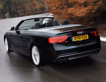 Audi S5 Cabriolet [UK-spec] '2011–17