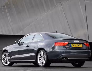 Audi S5 Coupe [UK-spec] '2007–11
