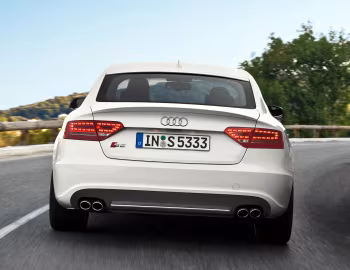 Audi S5 Sportback [Worldwide] '2010–11