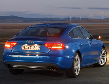 Audi S5 Sportback [Australia] '2010–11
