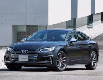 Audi S5 Sportback [Japan] '2017–19