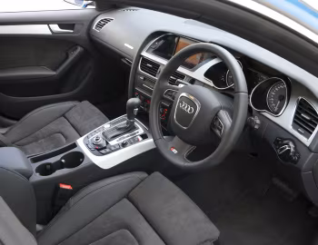 Interior Audi S5 Sportback [Australia] '2010–11