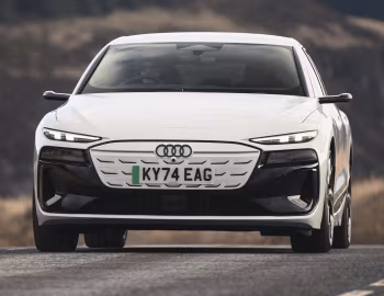 Audi S6 Avant e-tron "Edition 1" [UK-spec] '2025–pr.