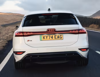 Audi S6 Avant e-tron "Edition 1" [UK-spec] '2025–pr.