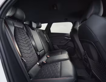 Intérieur Audi S6 Avant e-tron "Edition 1" [UK-spec] '2025–pr.