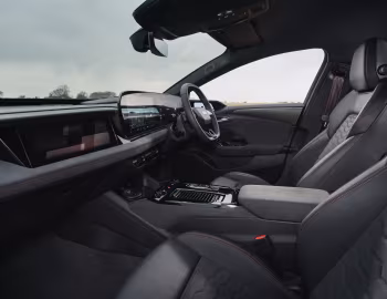 Intérieur Audi S6 Avant e-tron "Edition 1" [UK-spec] '2025–pr.