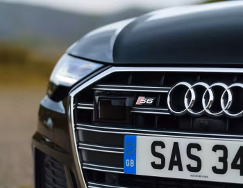 Audi S6 Avant TDI [UK-spec] (C8) '2019–pr.