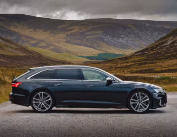Audi S6 Avant TDI [UK-spec] (C8) '2019–pr.