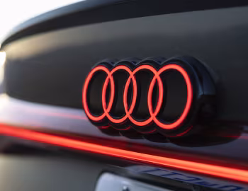 Logotipo 2025–pr. Audi S6 Sportback e-tron [North America] '2025–pr.
