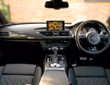 Panel frontal Audi S7 Sportback [UK-spec] '2012–14