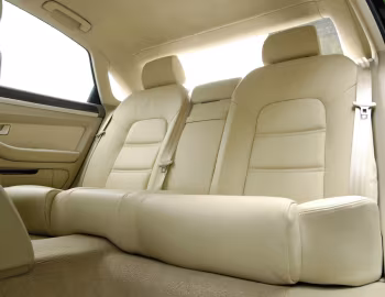 Interior Audi S8 [UK-spec] (D3) '2005–08