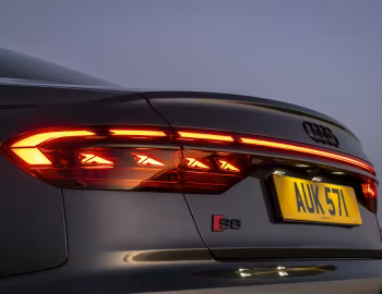 Audi S8 [UK-spec] (D5) '2022–н.ч.