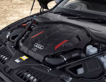 Пад капотам Audi S8 [UK-spec] (D5) '2022–н.ч.