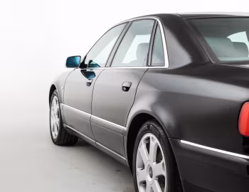 Audi S8 [UK-spec] (D2) '1999–2002