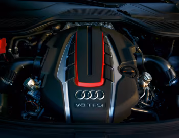 Bajo el capó 2013 Audi S8 [North America] (D4) '2012–13
