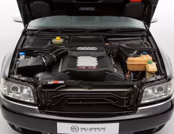 Under The Hood Audi S8 [UK-spec] (D2) '1999–2002