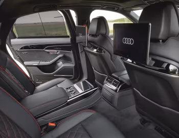 Інтэр'ер Audi S8 [UK-spec] (D5) '2022–н.ч.