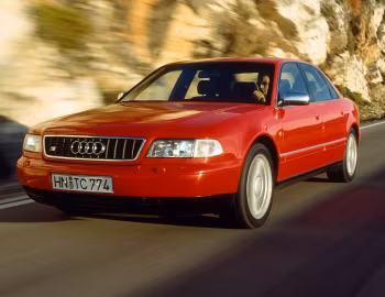 Audi S8 (D2) '1996–99
