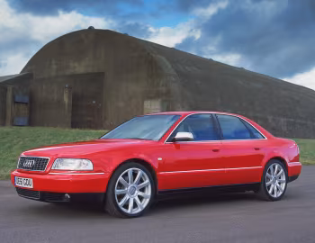 Audi S8 [UK-spec] (D2) '1999–2002