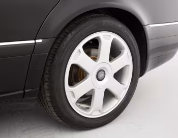 Audi S8 [UK-spec] (D2) '1999–2002