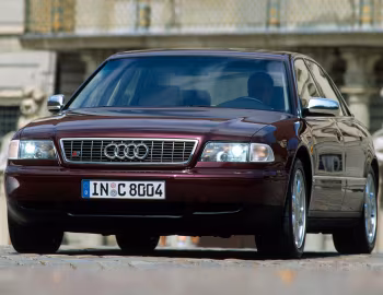 Audi S8 (D2) '1996–99