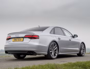 Audi S8 plus [UK-spec] (D4) '2016–17