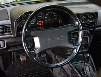Panel frontal Audi Sport quattro [Worldwide] '03.1984–01.1986