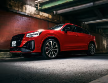 Audi SQ2 [Japan] '2022–pr.