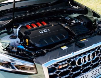 Bajo el capó Audi SQ2 [Australia] '2021–pr.