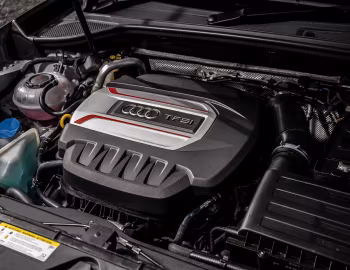 Bajo el capó Audi SQ2 [UK-spec] '2019–20