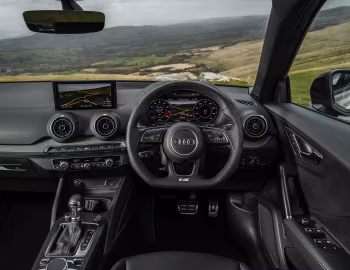 Panel frontal Audi SQ2 [UK-spec] '2019–20