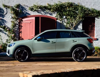 Audi SQ2 [Australia] '2021–pr.
