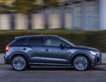 Audi SQ2 "Black Edition" [UK-spec] '2022–н.ч.