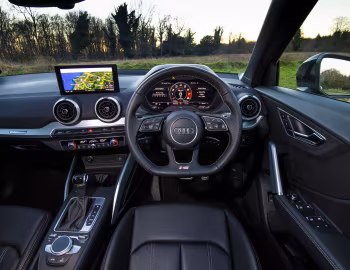 Panel frontal Audi SQ2 "Black Edition" [UK-spec] '2022–pr.