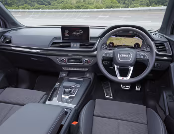 Panel frontal Audi SQ5 TFSI [Japan] '2017–21