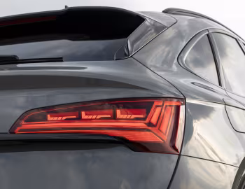 Audi SQ5 Sportback TDI [UK-spec] '2021–pr.