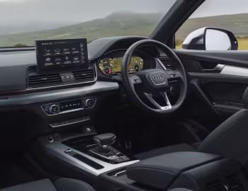 Panel frontal Audi SQ5 TDI [UK-spec] '2021–pr.