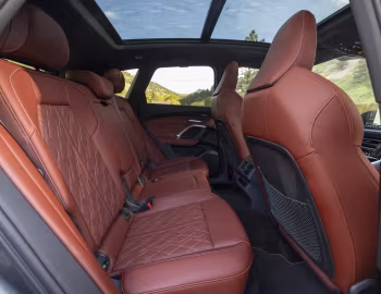 Interior 2025–pr. Audi SQ5 TFSI [North America] '2025–pr.