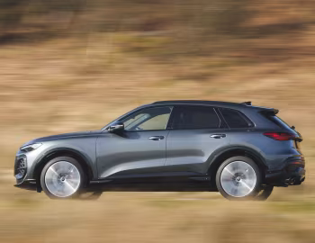 Audi SQ5 TFSI "Launch Edition" [UK-spec] '2025–н.в.