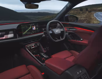 Интерьер Audi SQ5 TFSI "Launch Edition" [UK-spec] '2025–н.в.